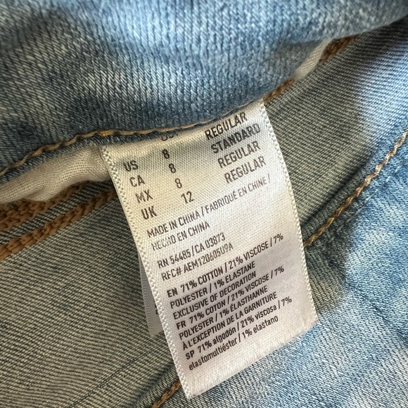 AE High waisted distressed jeans. - Picture 10 of 10